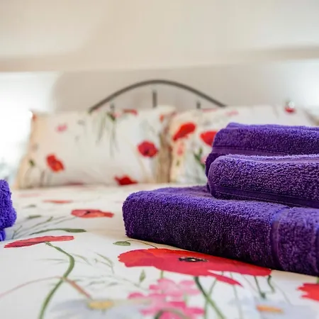 شقة Lovely 1 Bedroom With Kitchen & Pool