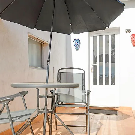 Lovely 1 Bedroom With Kitchen & Pool ألبوكس